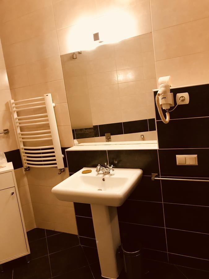 Restauracja - Hotel Mocca D'Oro ミコウフ エクステリア 写真