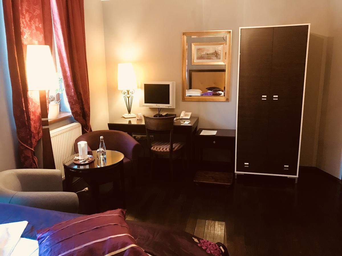 Restauracja - Hotel Mocca D'Oro ミコウフ エクステリア 写真