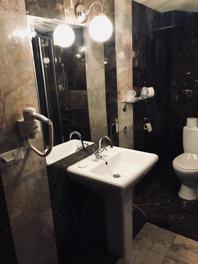 Restauracja - Hotel Mocca D'Oro ミコウフ エクステリア 写真