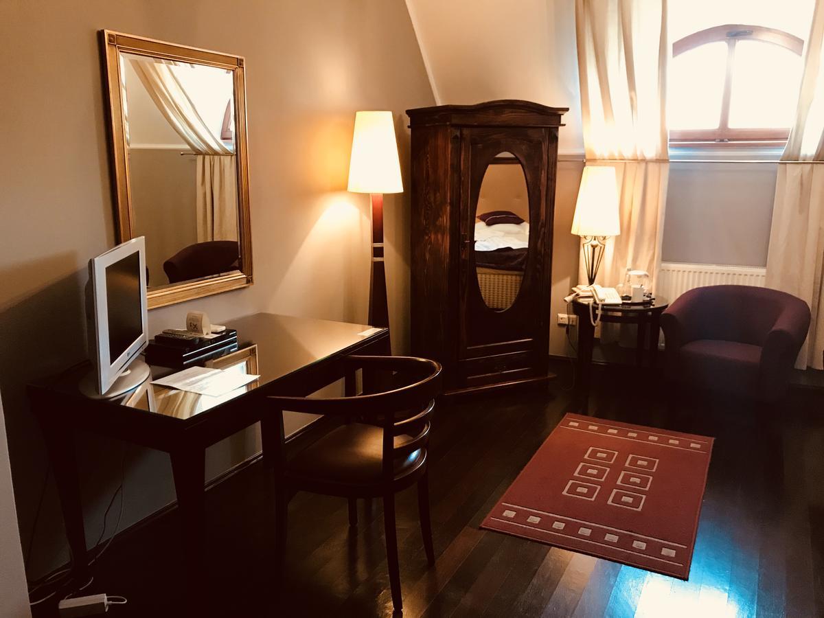 Restauracja - Hotel Mocca D'Oro ミコウフ エクステリア 写真